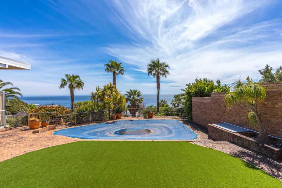 5 Bedroom Property for Sale in Camps Bay Western Cape